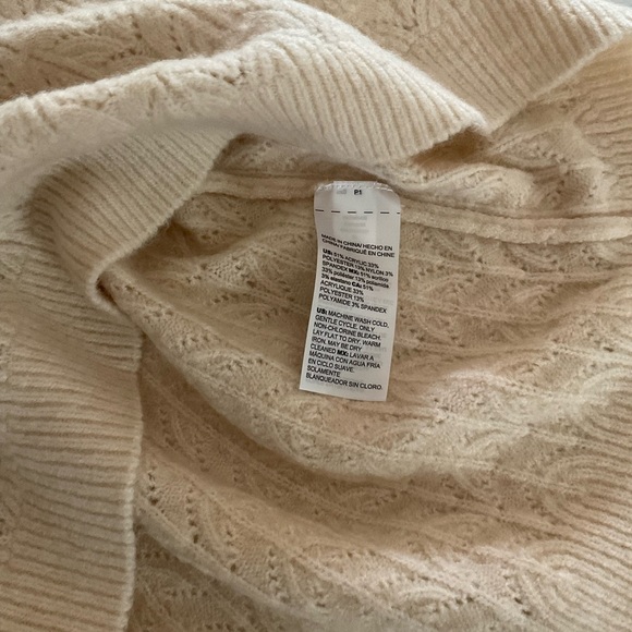 Chico’s Cable Knit Sweater V-Neck “Drama” Pullover Oatmeal Women’s 8 (Chico’s 1) - Picture 6 of 13
